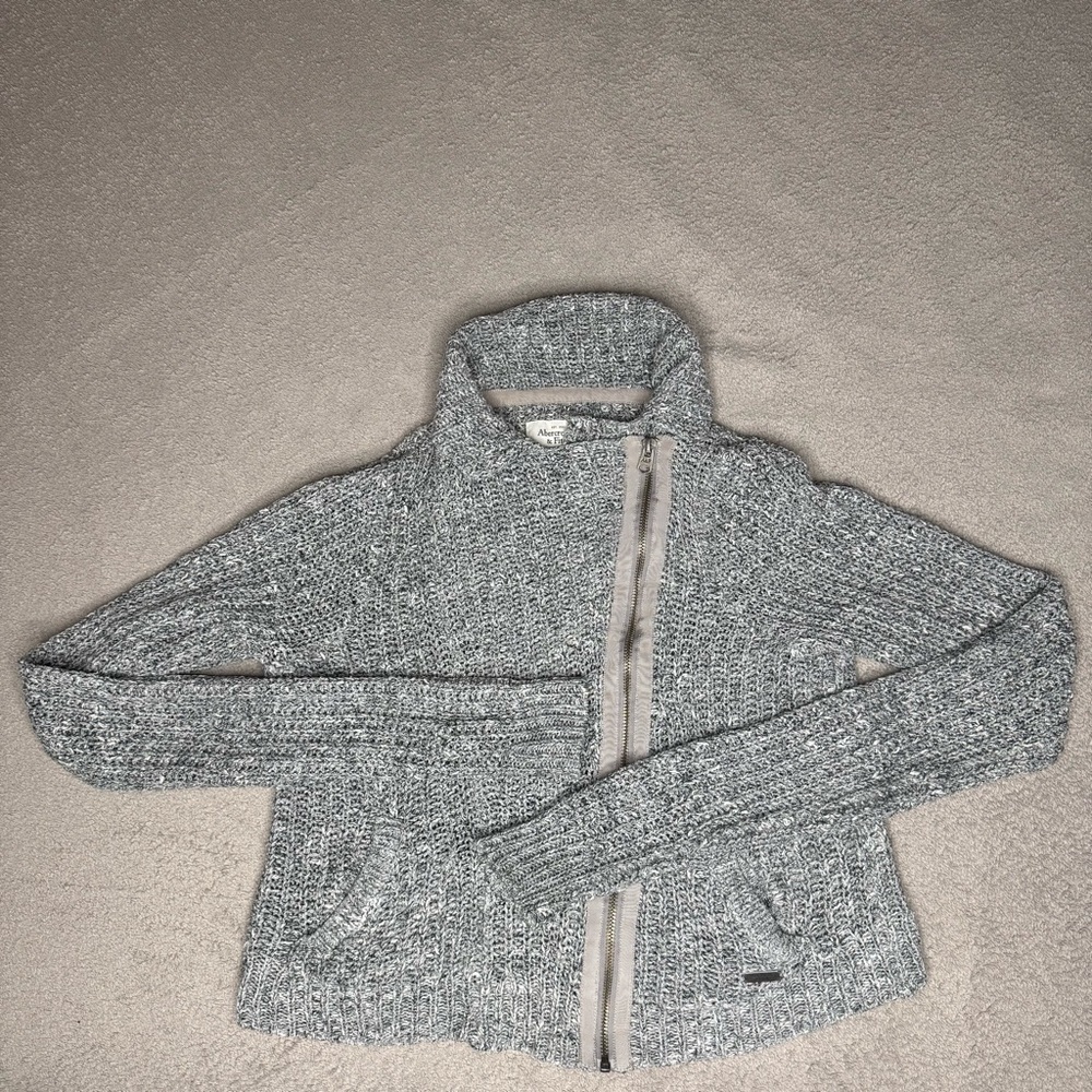 Vintage Y2K Abercrombie & Fitch Gray Asymmetrical Zip Knit Cardigan- Women's M